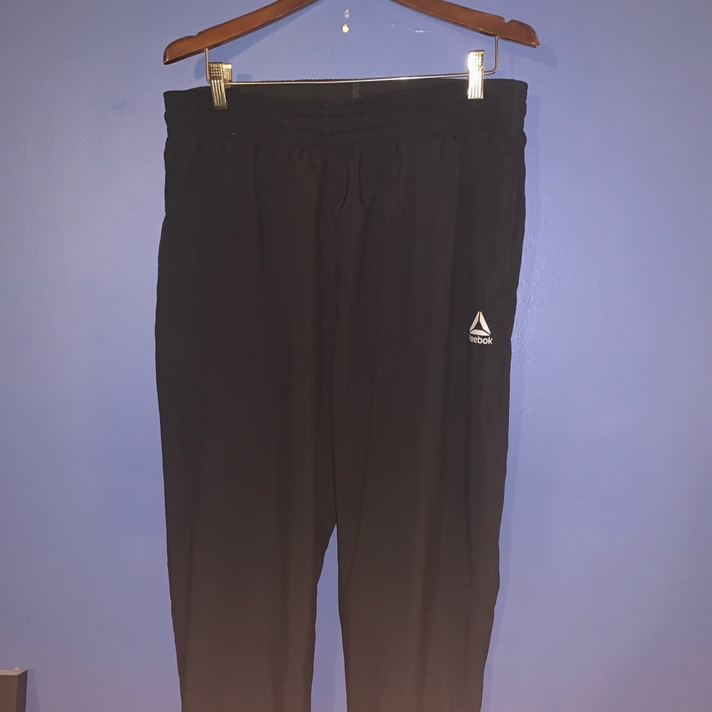 Reebok Black Sweatpants - Picture 1 of 3